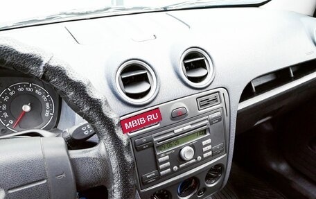 Ford Fusion I, 2011 год, 515 000 рублей, 10 фотография
