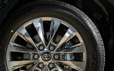 Toyota Land Cruiser, 2026 год, 15 800 000 рублей, 7 фотография