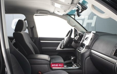 Toyota Land Cruiser 200, 2015 год, 4 999 000 рублей, 8 фотография