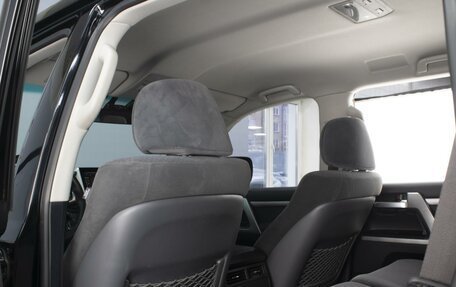 Toyota Land Cruiser 200, 2015 год, 4 999 000 рублей, 11 фотография