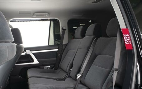 Toyota Land Cruiser 200, 2015 год, 4 999 000 рублей, 10 фотография