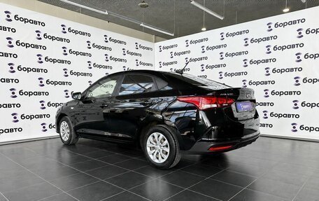 Hyundai Solaris II рестайлинг, 2021 год, 1 695 000 рублей, 4 фотография