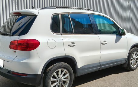 Volkswagen Tiguan I, 2015 год, 1 759 000 рублей, 3 фотография