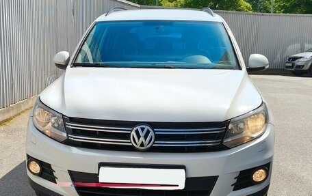 Volkswagen Tiguan I, 2015 год, 1 759 000 рублей, 13 фотография
