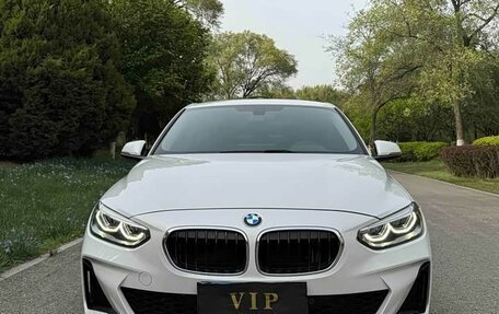 BMW 1 серия, 2022 год, 1 485 000 рублей, 3 фотография
