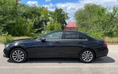 Mercedes-Benz E-Класс, 2018 год, 2 500 000 рублей, 10 фотография