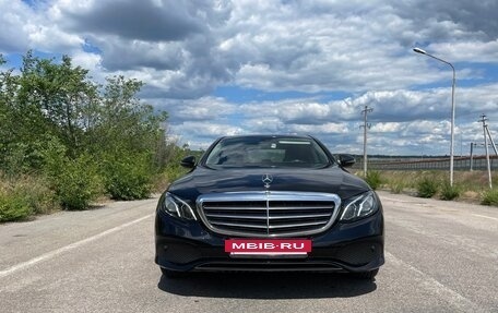 Mercedes-Benz E-Класс, 2018 год, 2 500 000 рублей, 12 фотография