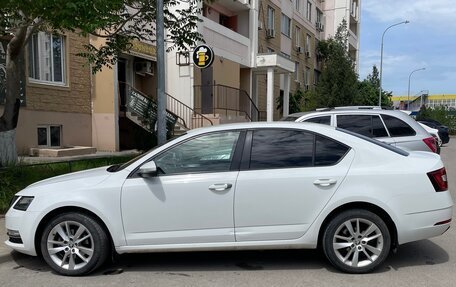 Skoda Octavia, 2017 год, 1 870 000 рублей, 3 фотография