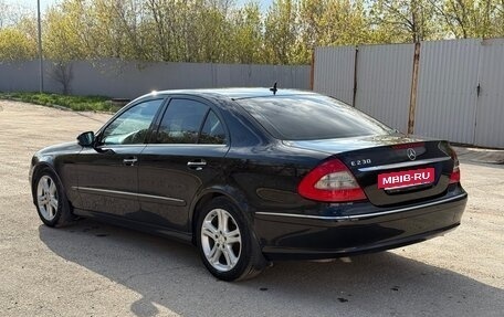 Mercedes-Benz E-Класс, 2007 год, 935 000 рублей, 7 фотография