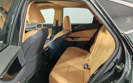 Lexus NX, 2025 год, 6 190 000 рублей, 23 фотография