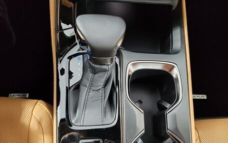 Lexus NX, 2025 год, 6 190 000 рублей, 19 фотография