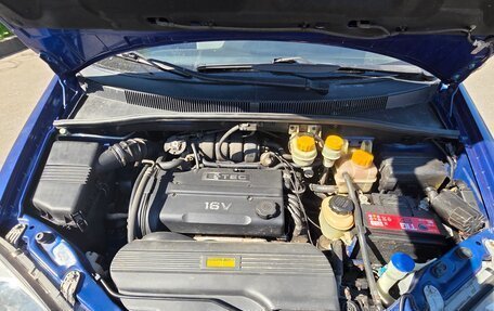 Chevrolet Rezzo, 2007 год, 377 777 рублей, 11 фотография