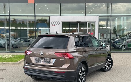 Volkswagen Tiguan II, 2019 год, 2 650 000 рублей, 2 фотография
