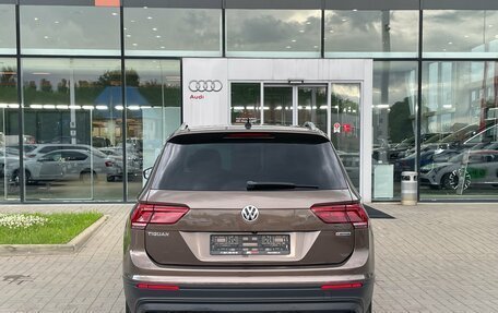 Volkswagen Tiguan II, 2019 год, 2 650 000 рублей, 8 фотография