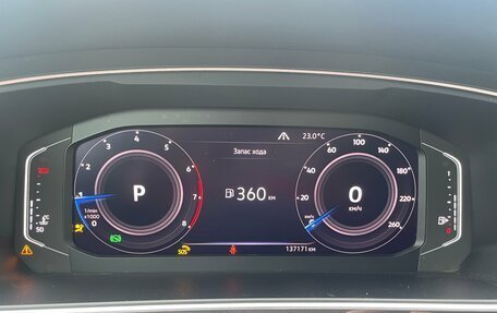 Volkswagen Tiguan II, 2019 год, 2 650 000 рублей, 19 фотография
