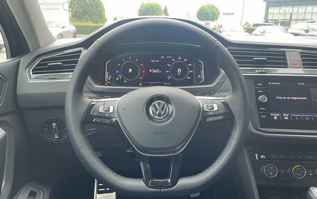 Volkswagen Tiguan II, 2019 год, 2 650 000 рублей, 18 фотография