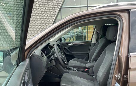Volkswagen Tiguan II, 2019 год, 2 650 000 рублей, 15 фотография