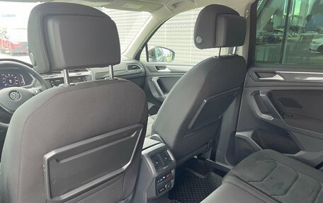Volkswagen Tiguan II, 2019 год, 2 650 000 рублей, 26 фотография