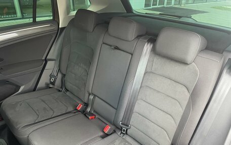 Volkswagen Tiguan II, 2019 год, 2 650 000 рублей, 25 фотография