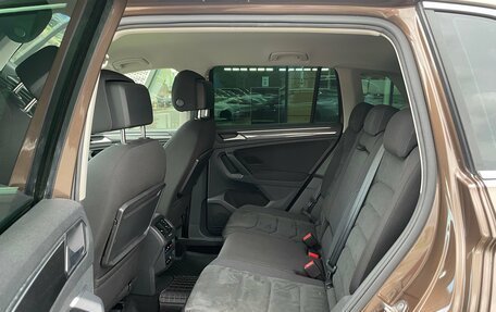 Volkswagen Tiguan II, 2019 год, 2 650 000 рублей, 24 фотография