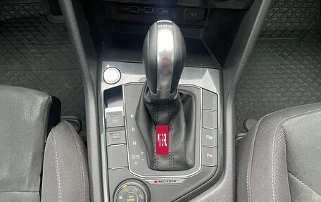 Volkswagen Tiguan II, 2019 год, 2 650 000 рублей, 22 фотография