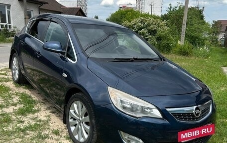 Opel Astra J, 2011 год, 600 000 рублей, 5 фотография
