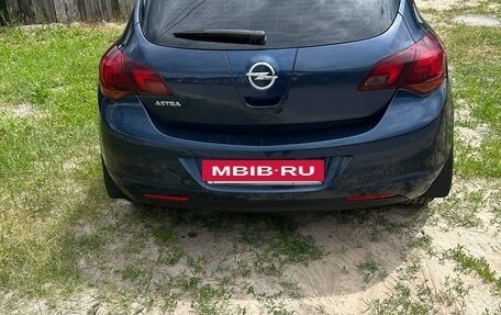 Opel Astra J, 2011 год, 600 000 рублей, 3 фотография