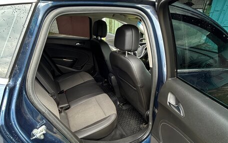 Opel Astra J, 2011 год, 600 000 рублей, 9 фотография