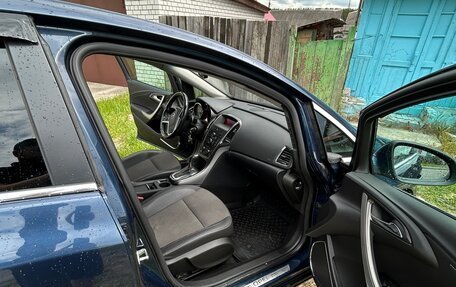 Opel Astra J, 2011 год, 600 000 рублей, 8 фотография