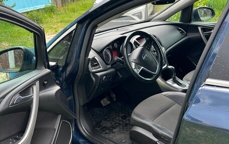 Opel Astra J, 2011 год, 600 000 рублей, 13 фотография