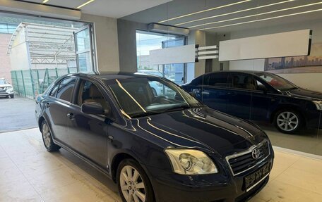 Toyota Avensis III рестайлинг, 2003 год, 546 500 рублей, 3 фотография