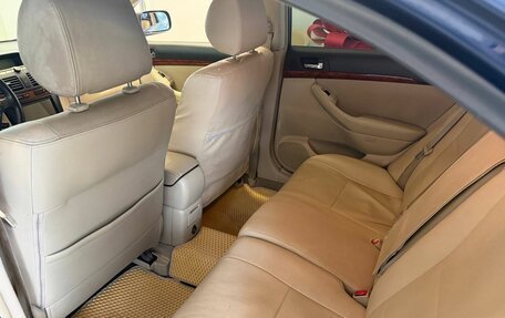 Toyota Avensis III рестайлинг, 2003 год, 546 500 рублей, 8 фотография