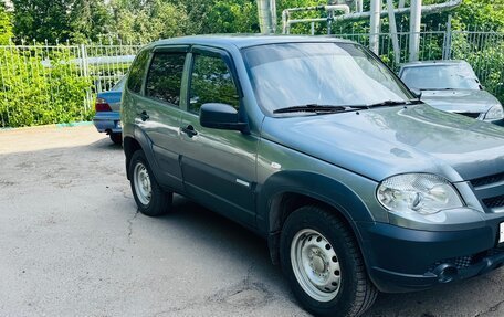 Chevrolet Niva I рестайлинг, 2013 год, 570 000 рублей, 3 фотография