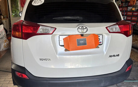 Toyota RAV4, 2015 год, 1 900 000 рублей, 1 фотография