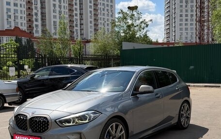 BMW 1 серия, 2022 год, 4 535 000 рублей, 1 фотография