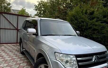 Mitsubishi Pajero IV, 2008 год, 1 350 000 рублей, 1 фотография
