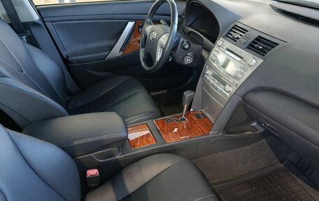 Toyota Camry, 2011 год, 1 850 000 рублей, 8 фотография