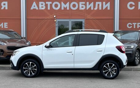 Renault Sandero II рестайлинг, 2020 год, 1 273 000 рублей, 8 фотография