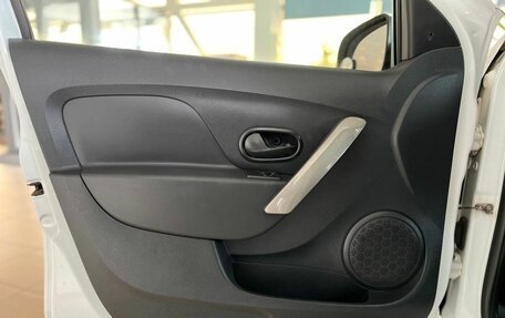 Renault Sandero II рестайлинг, 2020 год, 1 273 000 рублей, 25 фотография