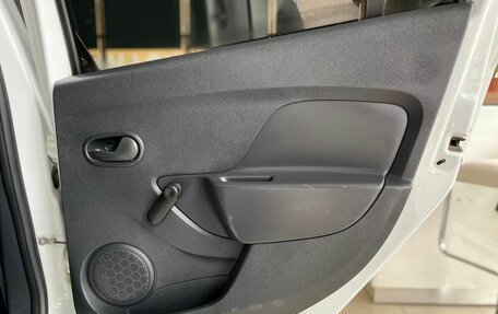 Renault Sandero II рестайлинг, 2020 год, 1 273 000 рублей, 30 фотография