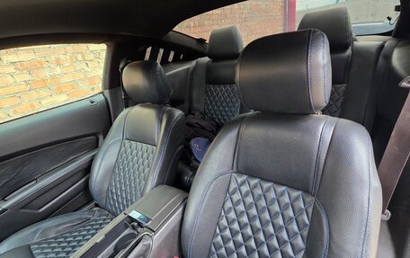 Ford Mustang VI рестайлинг, 2013 год, 2 250 000 рублей, 2 фотография
