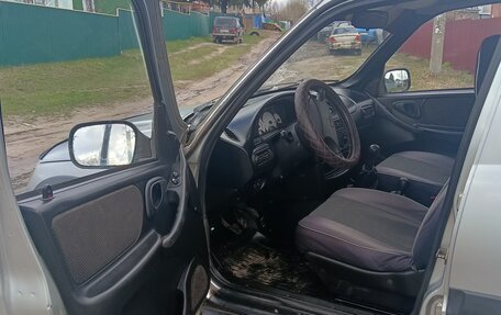 Chevrolet Niva I рестайлинг, 2005 год, 260 000 рублей, 17 фотография