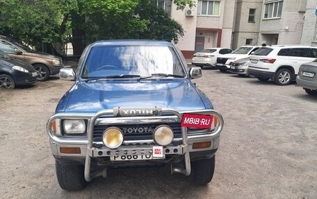 Toyota Hilux Surf III рестайлинг, 1991 год, 890 000 рублей, 3 фотография