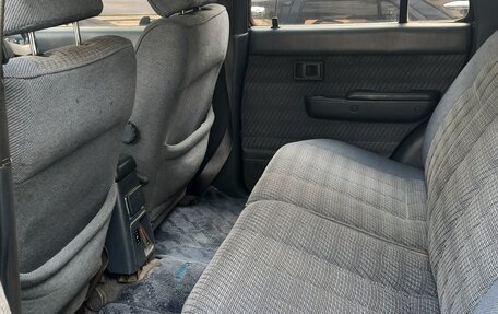 Toyota Hilux Surf III рестайлинг, 1991 год, 890 000 рублей, 11 фотография