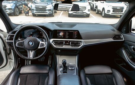 BMW 3 серия, 2019 год, 3 895 000 рублей, 17 фотография