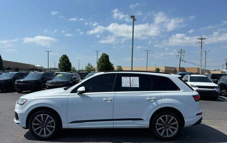 Audi Q7, 2022 год, 5 487 814 рублей, 4 фотография
