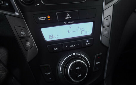 Hyundai Santa Fe III рестайлинг, 2013 год, 1 599 000 рублей, 16 фотография