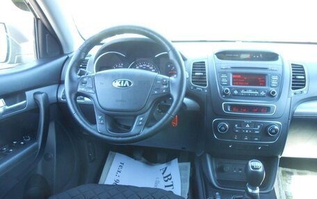 KIA Sorento II рестайлинг, 2013 год, 10 фотография