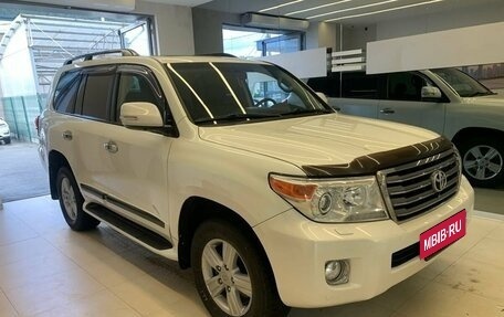 Toyota Land Cruiser 200, 2014 год, 3 675 000 рублей, 3 фотография