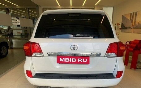 Toyota Land Cruiser 200, 2014 год, 3 675 000 рублей, 5 фотография